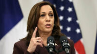 Didukung Biden Jadi Pengganti, Kamala Harris Janji Kalahkan Trump