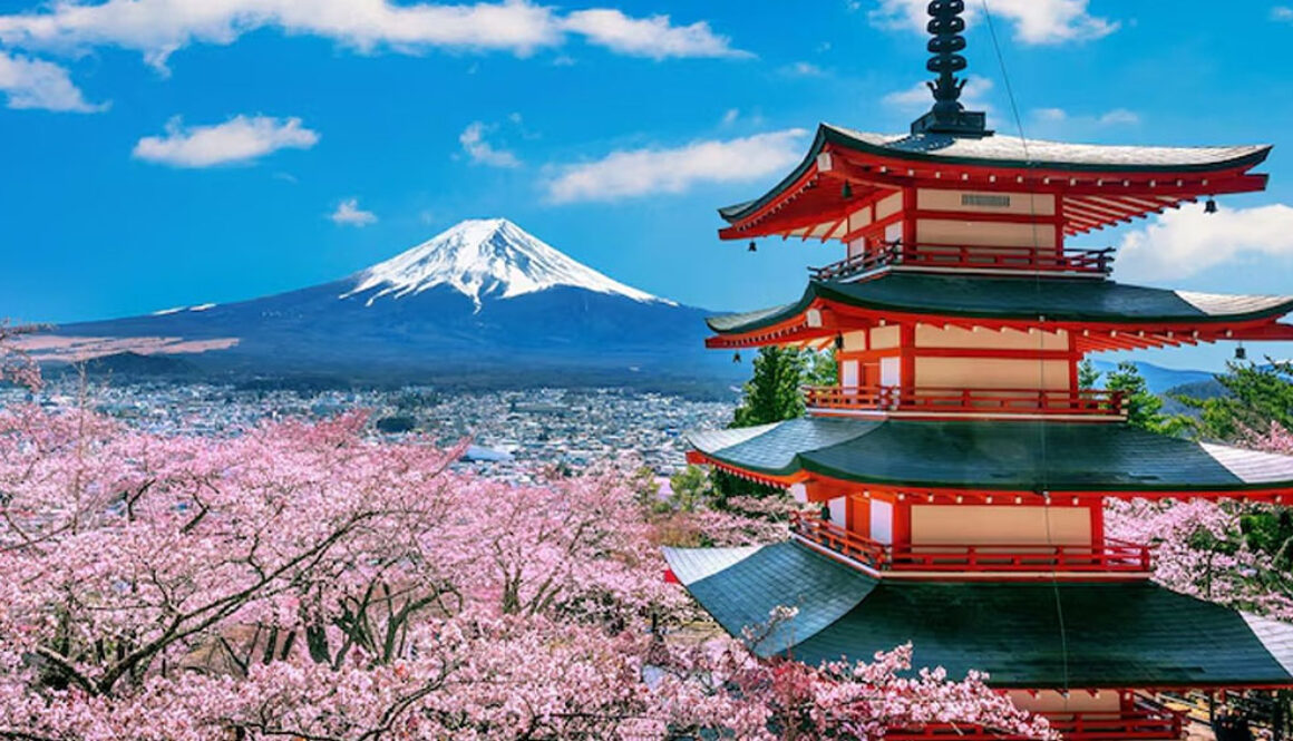 Jumlah Turis ke Jepang Cetak Rekor Tertinggi Imbas Yen Melemah
