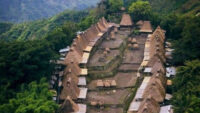 Rumah Adat Megalitik di Desa Wisata Tiworiwu, NTT