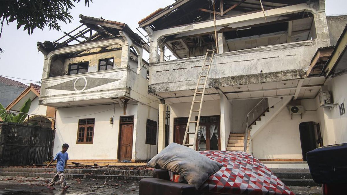 anak-panti-asuhan-mengungsi-ke-masjid-pascadilanda-kebakaran-3_169