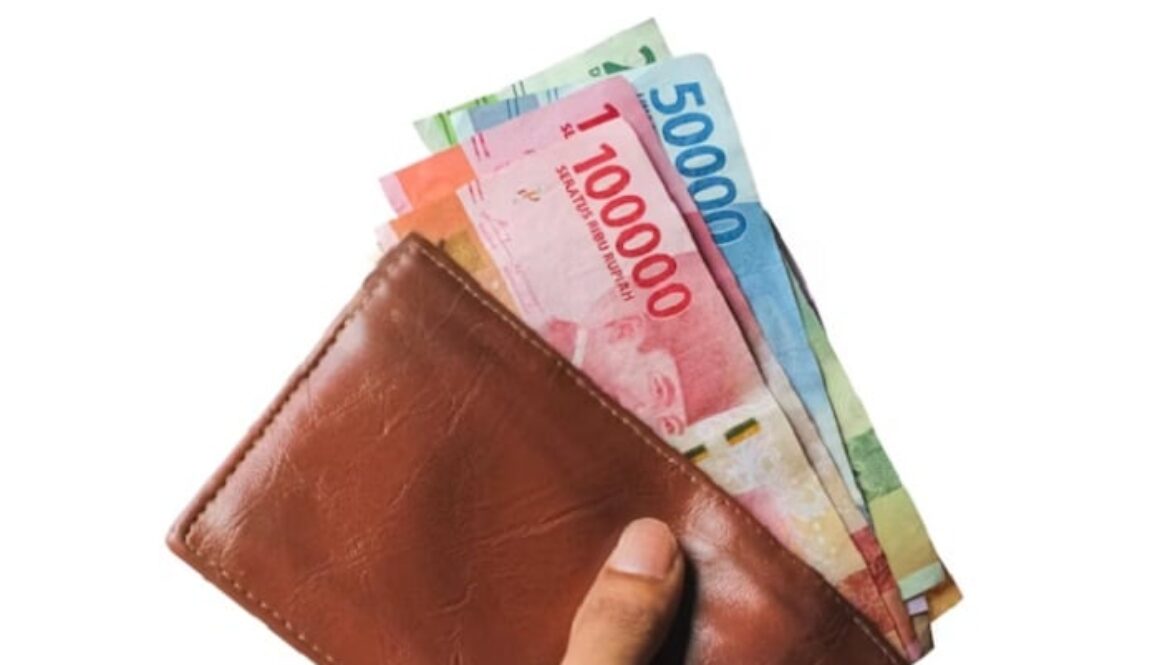 ilustrasi_uang_tunjangan_pns
